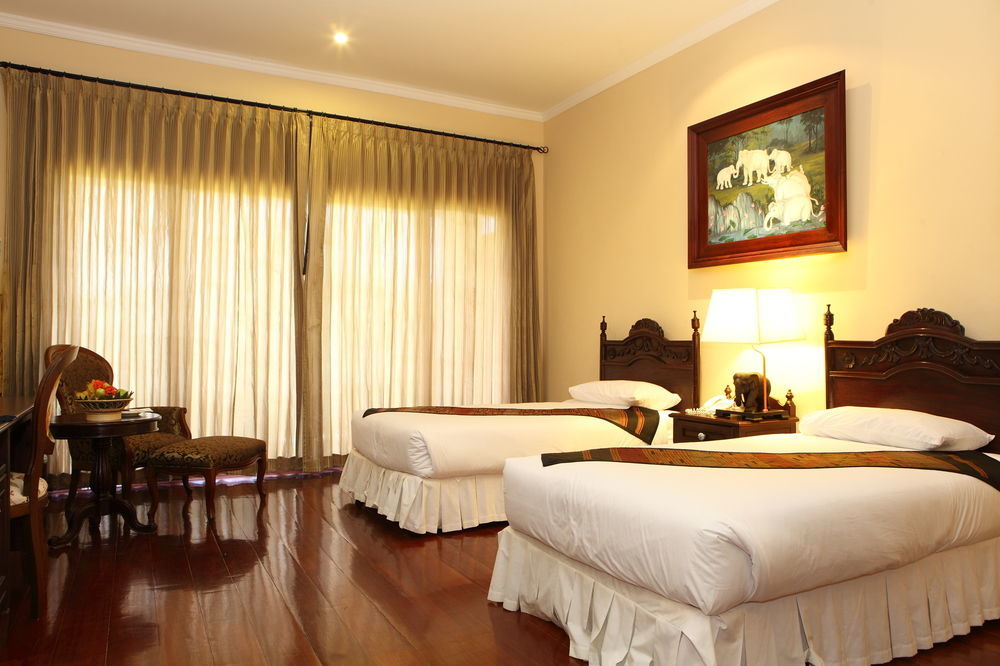 Santi Resort & Spa Luang Prabang Exterior foto