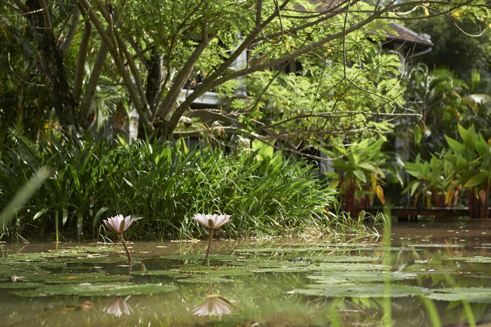 Santi Resort & Spa Luang Prabang Exterior foto